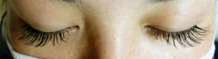 まつ毛エクステの施術例:大人げなクール&セクシーな目元に(施術後)